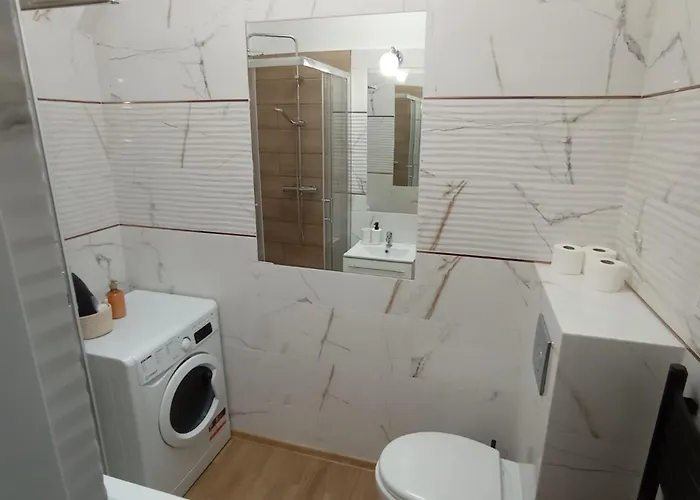 公寓 Capsule 12- Old Town , Steps To The Station , Maximum Convenience 克拉科夫