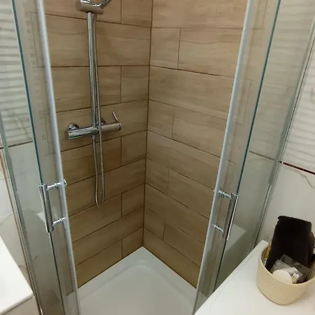 Daire Capsule 12- Old Town , Steps To The Station , Maximum Convenience