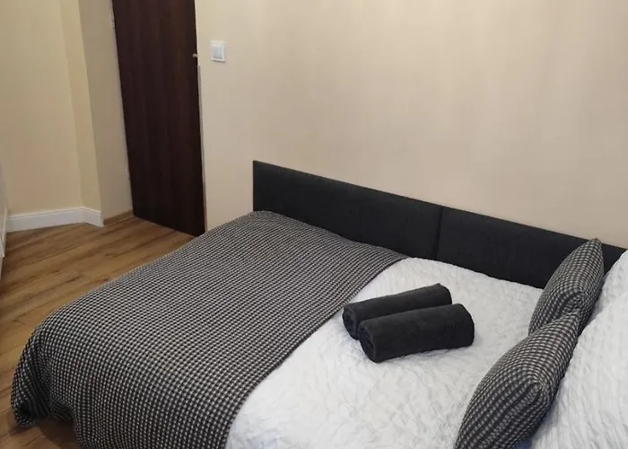 Capsule 12- Old Town , Steps To The Station , Maximum Convenience Lägenhet *